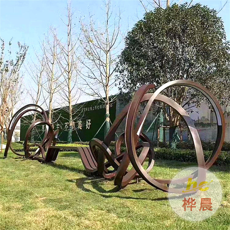 定制大型不銹鋼戶外雕塑廣場(chǎng)金屬廊架抽象鐵藝鏡面熊園林景觀擺件