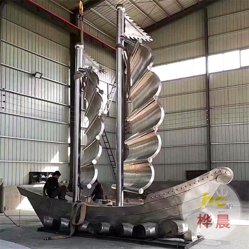 戶(hù)外大型金屬鐵藝不銹鋼雕塑定制廠家鏡面魚(yú)鏤空球圓環(huán)校園林景觀