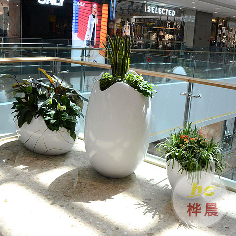 玻璃鋼花盆圓形商場(chǎng)酒店美陳花盆創(chuàng)意蛋殼造型落地組合玻璃鋼花盆