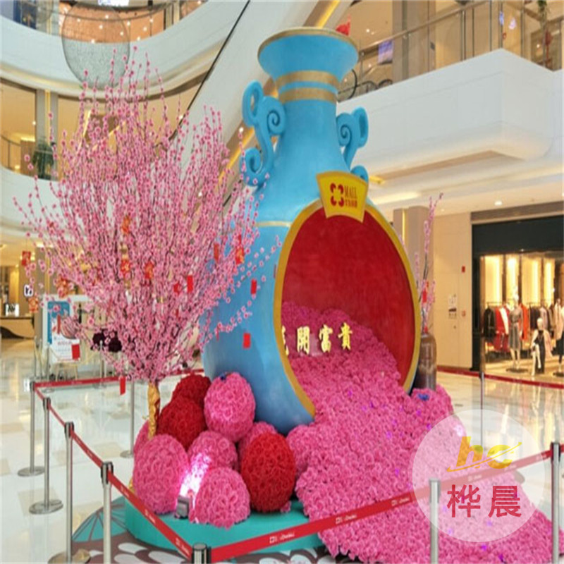 大型玻璃鋼卡通雕塑商場美陳創(chuàng)意IP形象吉祥物潮玩公仔落地?cái)[件