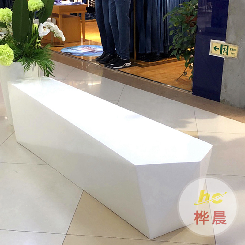 玻璃鋼座椅戶外椅子公共休息區(qū)等候區(qū)坐凳創(chuàng)意月亮型椅商場休閑椅